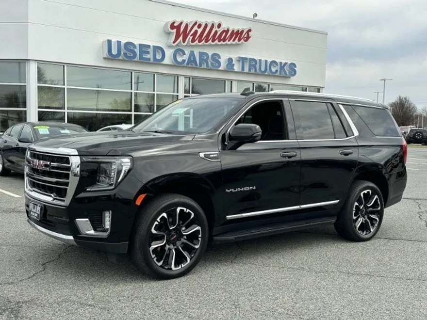 2022 Gmc Yukon SLT photo 1