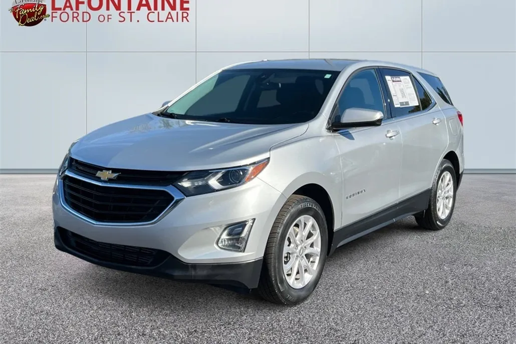 2019 Chevrolet Equinox LT photo 1