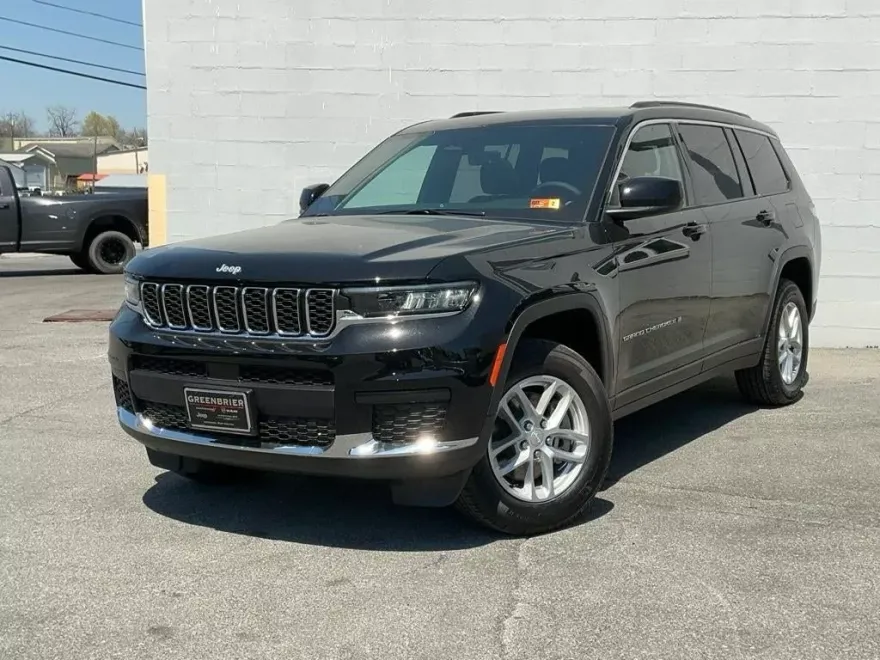 2025 Jeep Grand Cherokee Laredo X photo 1