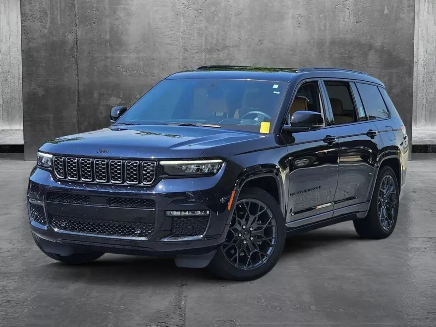 2023 Jeep Grand Cherokee L Summit Reserve photo 1