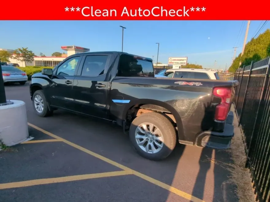2021 Chevrolet Silverado 1500 Custom photo 1