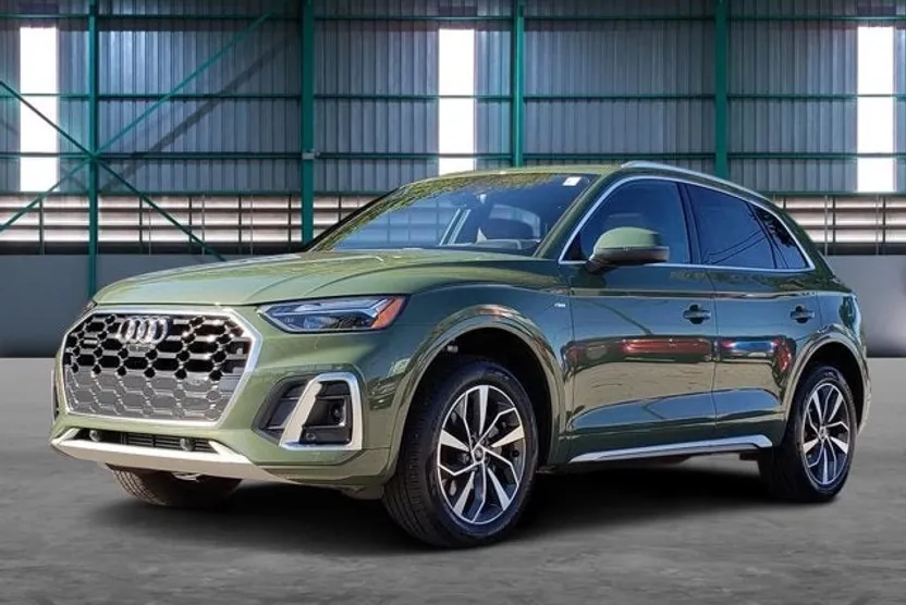 2025 Audi Q5 S line Premium Plus photo 1