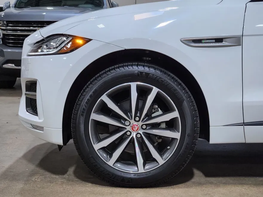 2020 Jaguar F-PACE R-Sport photo 1