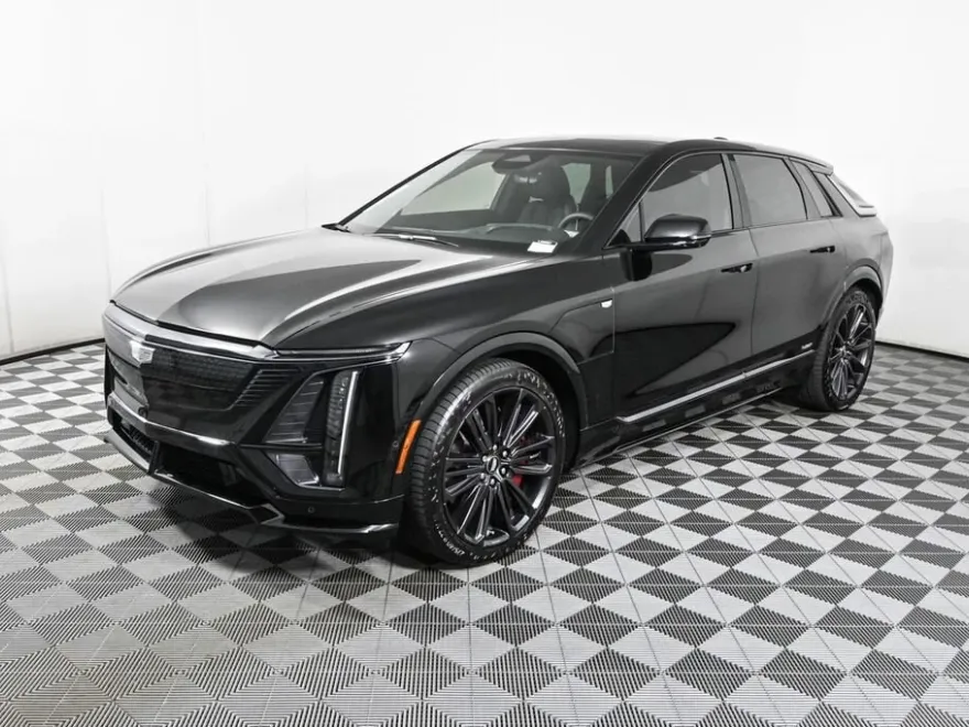 2026 Cadillac Lyriq photo 1