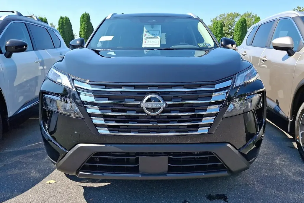 2026 Nissan Rogue SV photo 1