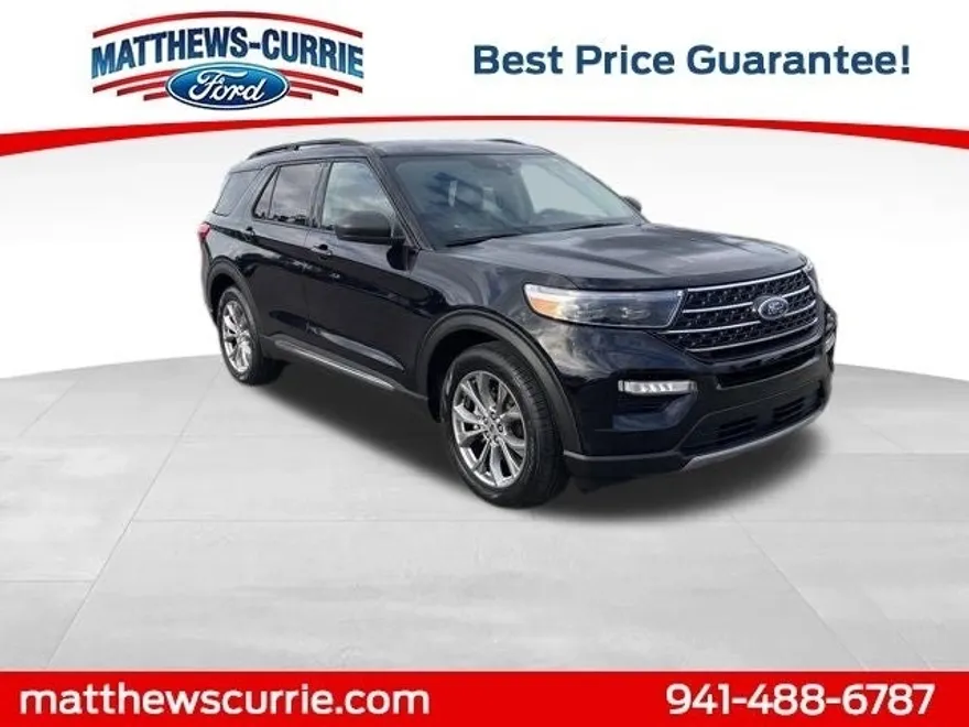 2022 Ford Explorer XLT photo 1