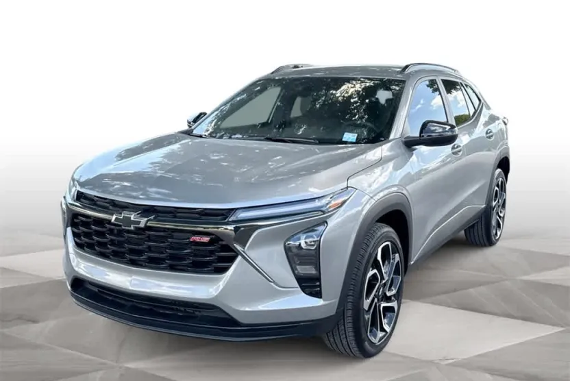 2024 Chevrolet Trax photo 1