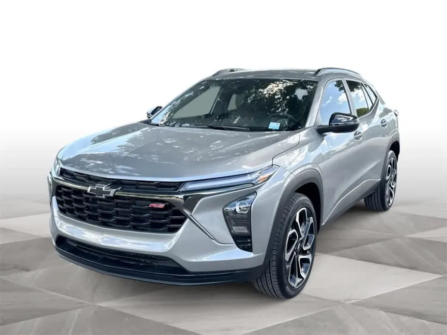 2024 Chevrolet Trax photo 1