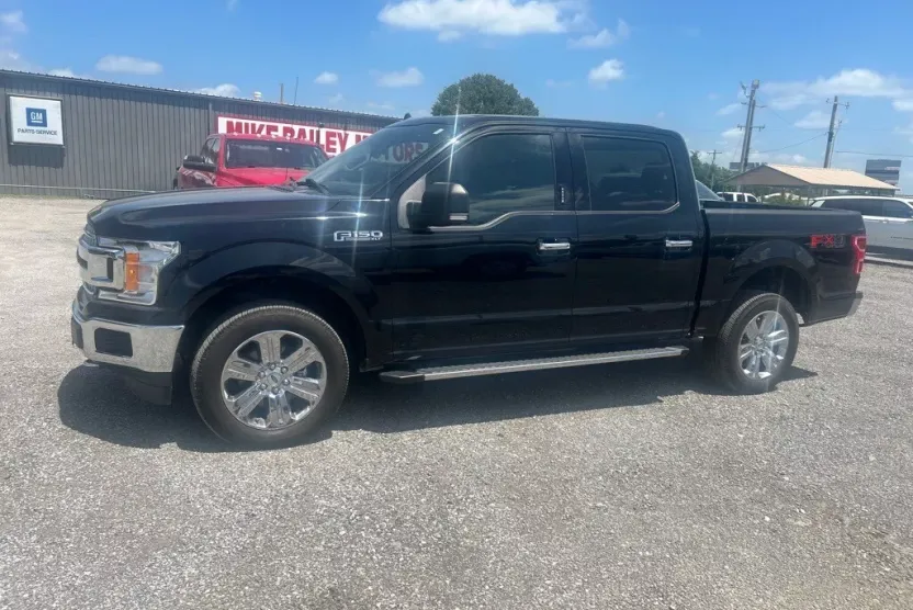 2019 Ford F-150 XLT photo 1