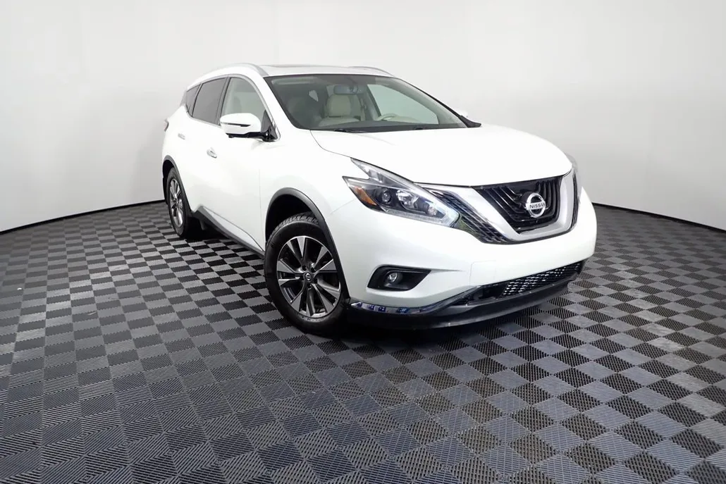 2018 Nissan Murano SL photo 1