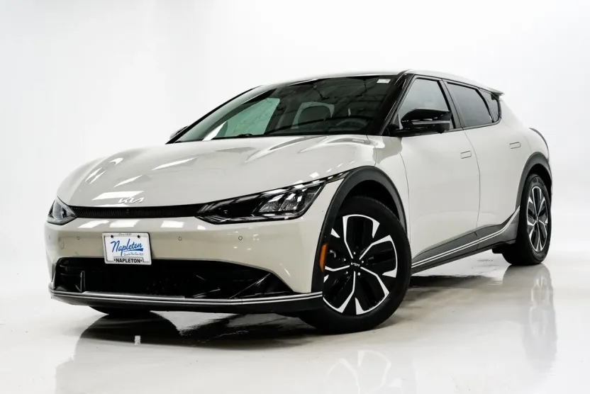2023 Kia EV6 Wind photo 1