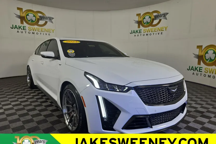 2023 Cadillac CT5 photo 1