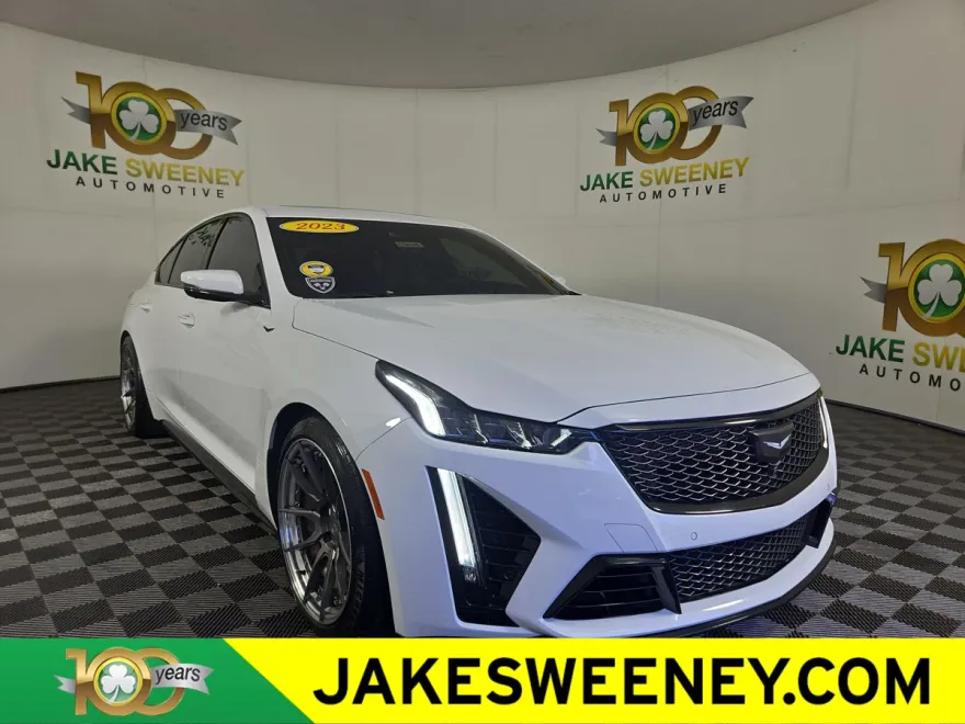 2023 Cadillac CT5 photo 1