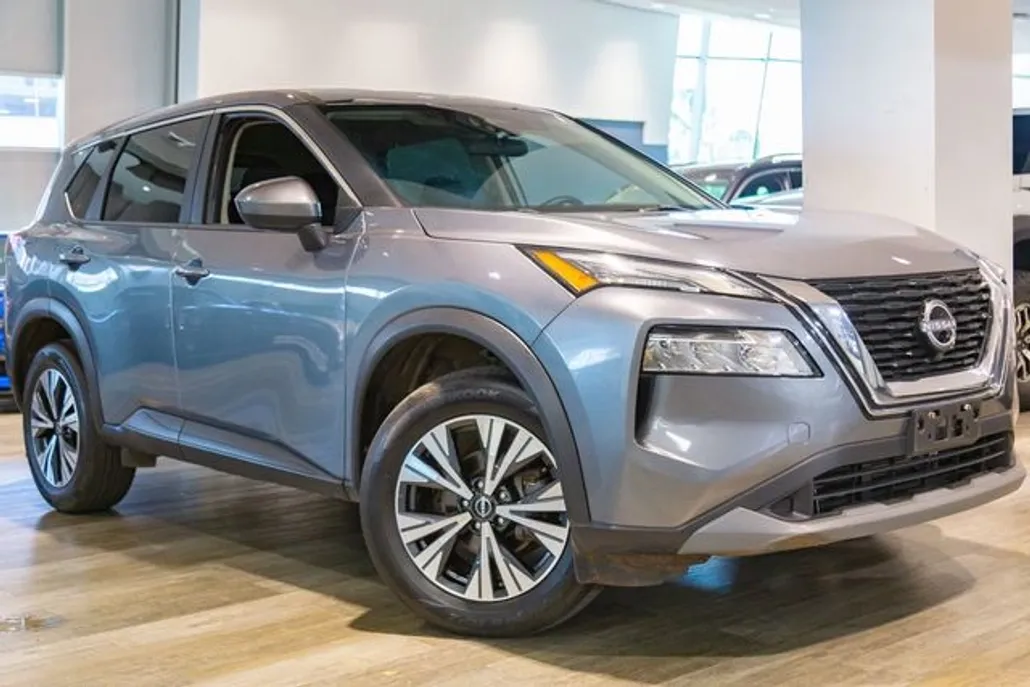 2023 Nissan Rogue SV photo 1