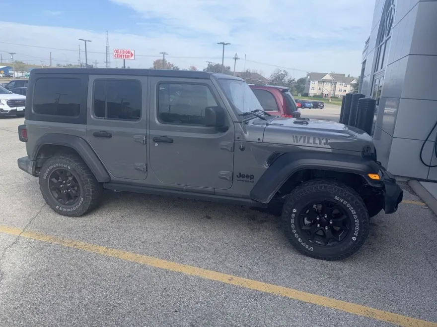 2020 Jeep Wrangler Unlimited Willys photo 1