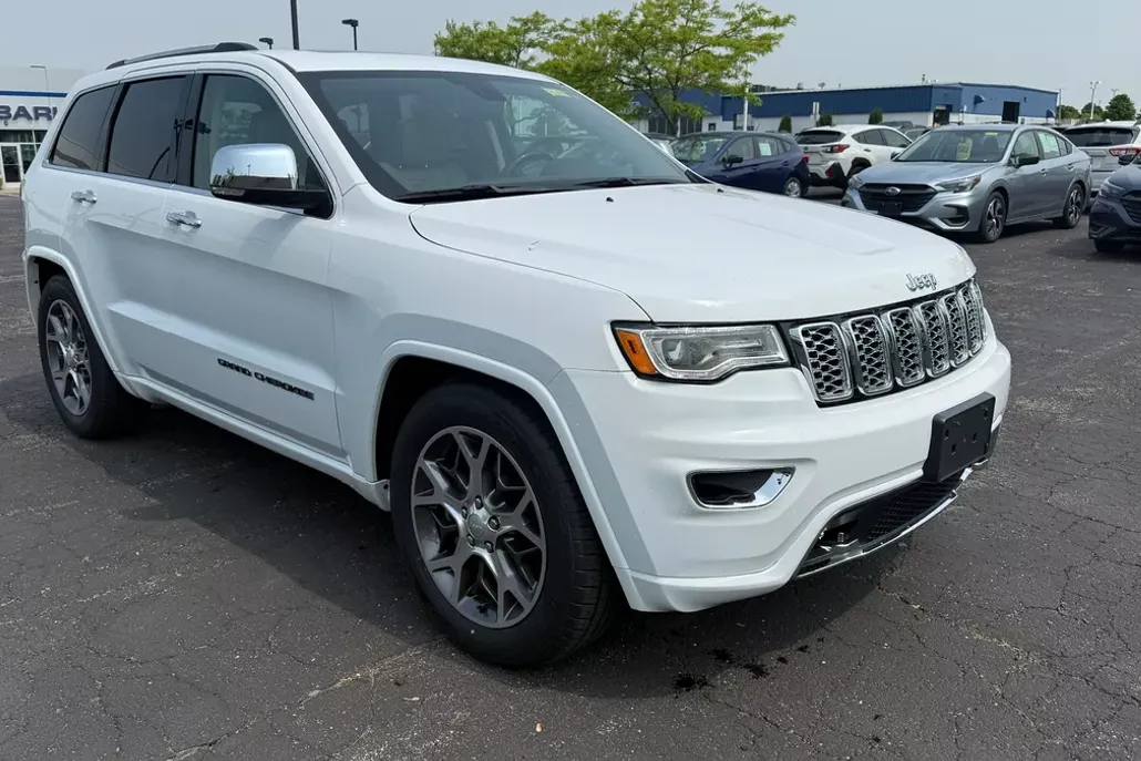 2021 Jeep Grand Cherokee Overland photo 1