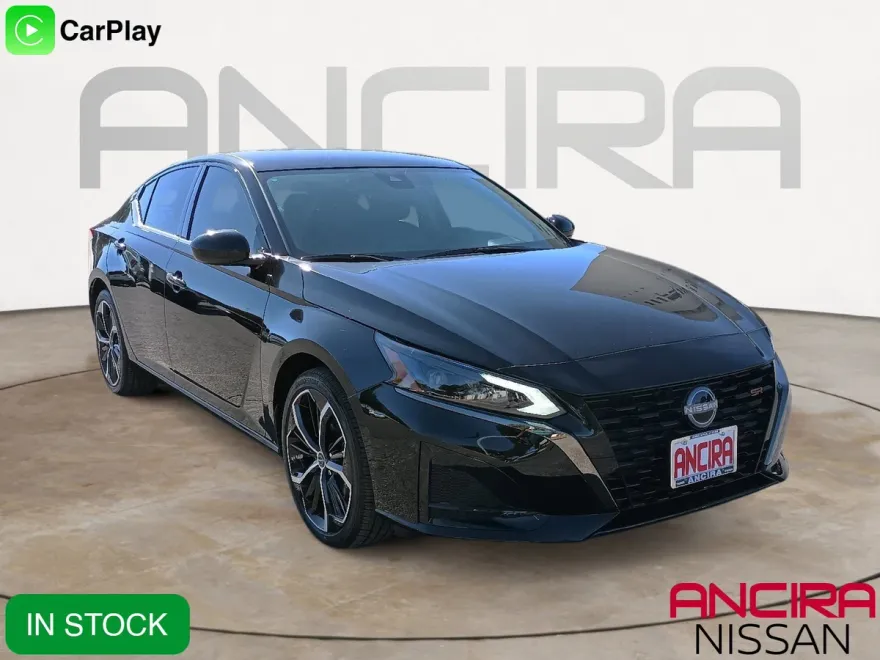 2025 Nissan Altima SR photo 1