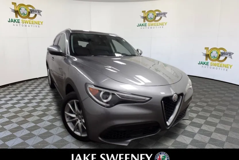 2018 Alfa Romeo Stelvio Ti photo 1