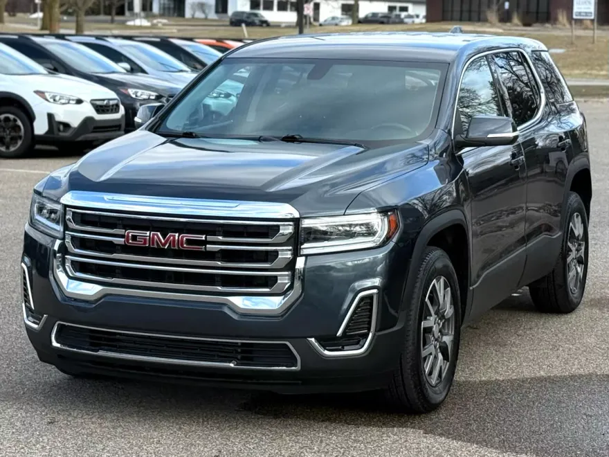2020 Gmc Acadia SLE photo 1