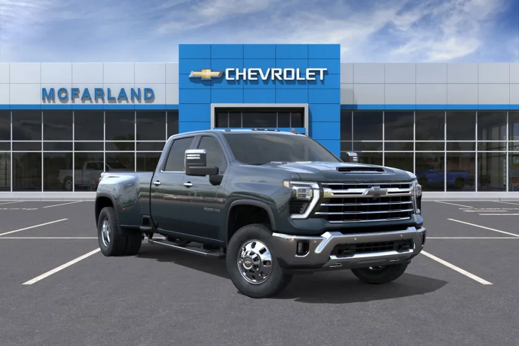 2026 Chevrolet Silverado 3500HD photo 1