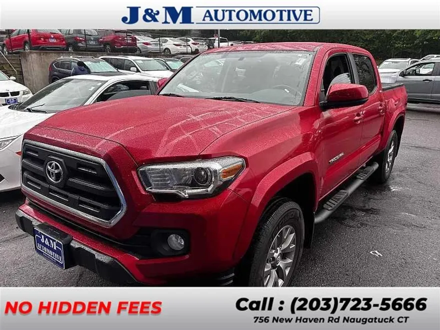 2017 Toyota Tacoma SR5 photo 1