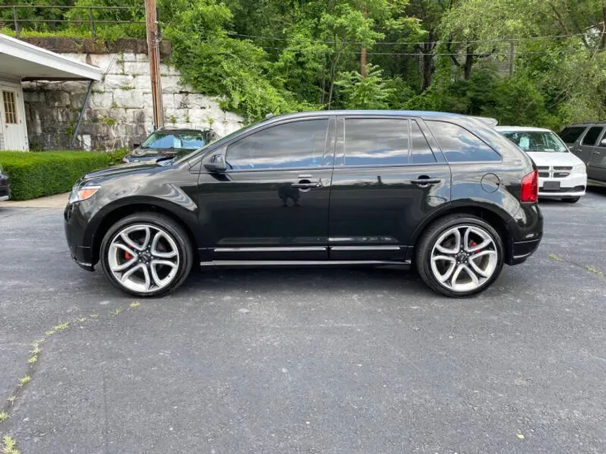 2012 Ford Edge Sport photo 1