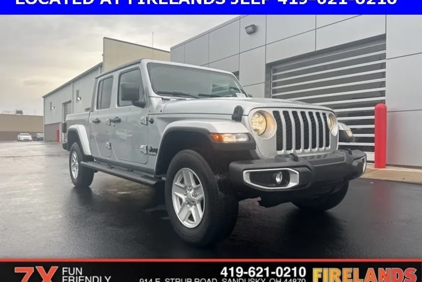 2022 Jeep Gladiator Sport photo 1