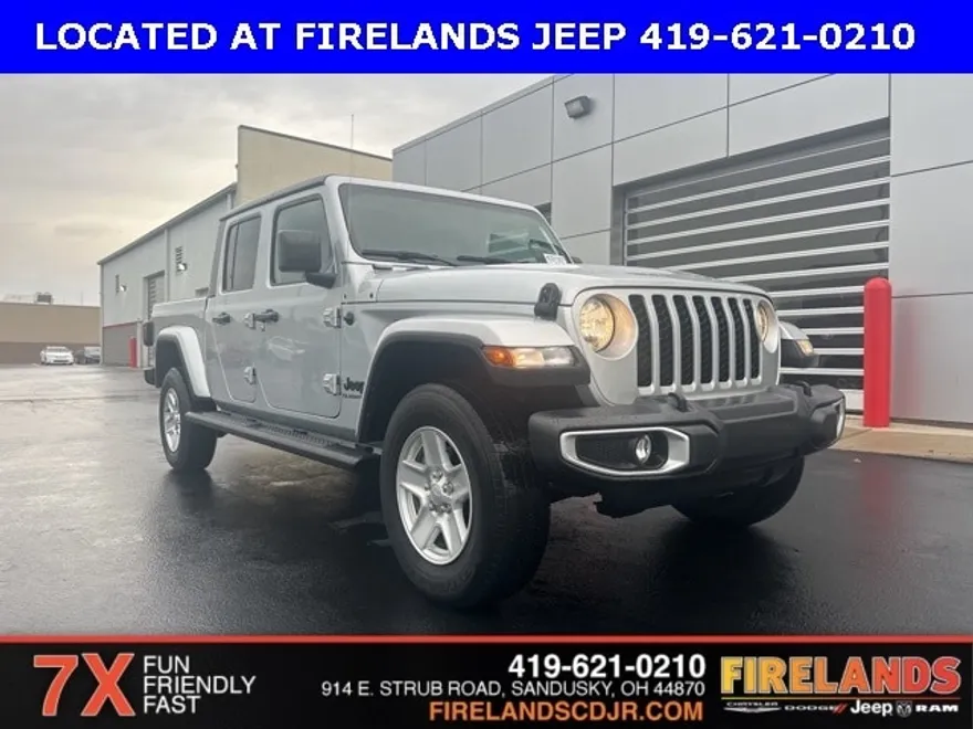 2022 Jeep Gladiator Sport photo 1