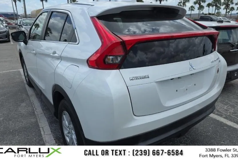 2019 Mitsubishi Eclipse Cross ES photo 1