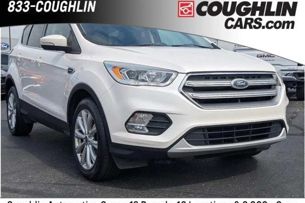 2017 Ford Escape Titanium photo 1