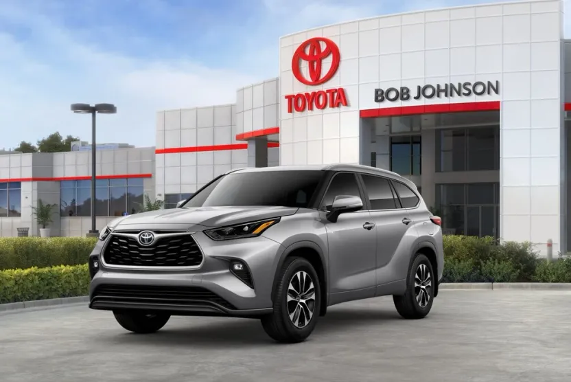 2025 Toyota Highlander XLE photo 1