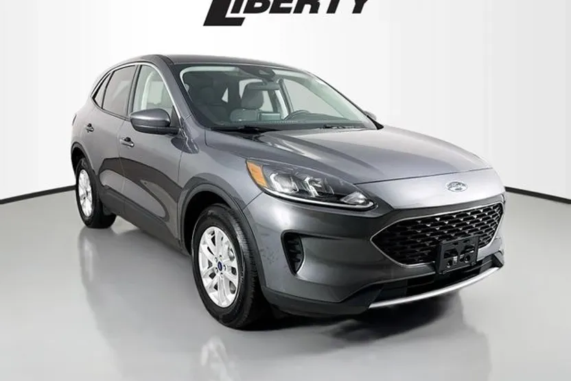 2021 Ford Escape SE photo 1