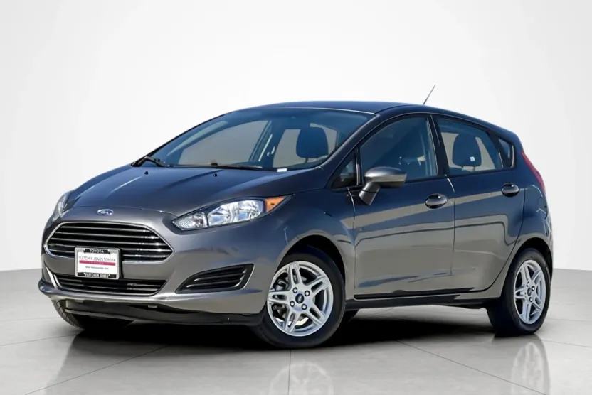 2018 Ford Fiesta SE photo 1