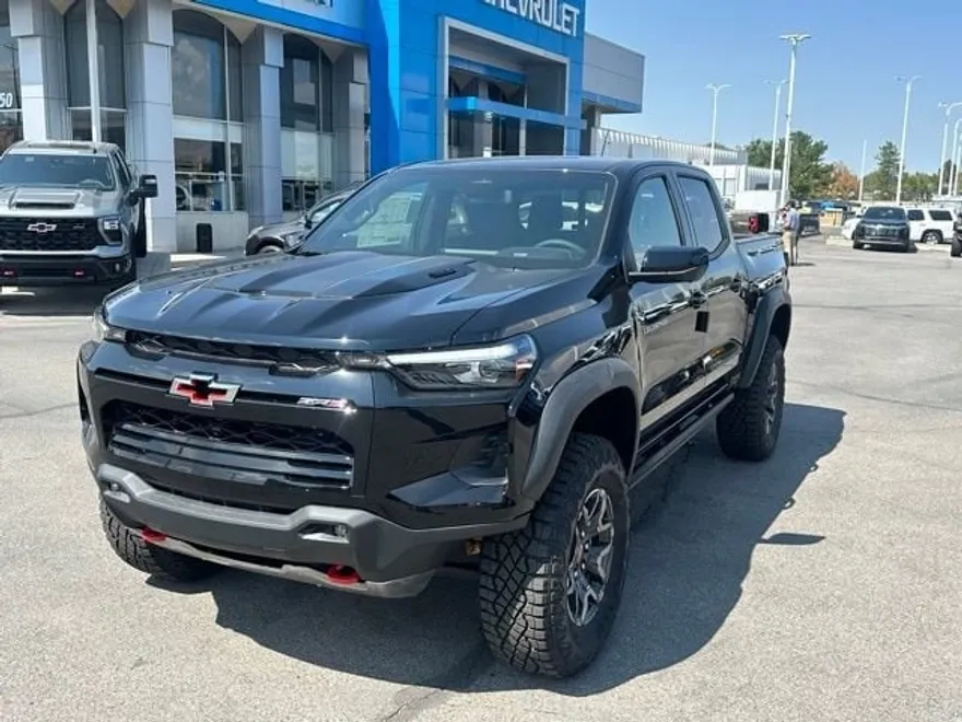 2026 Chevrolet Colorado ZR2 photo 1
