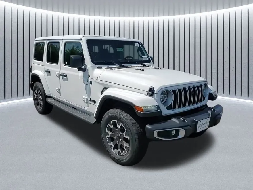 2025 Jeep Wrangler Sahara photo 1