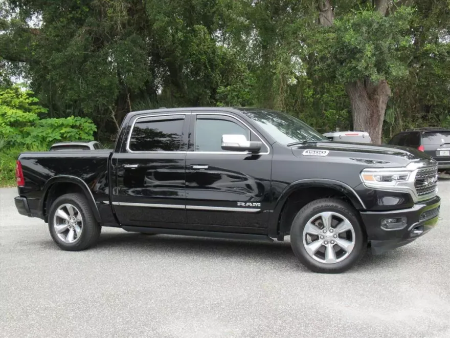 2020 Ram 1500 Limited photo 1