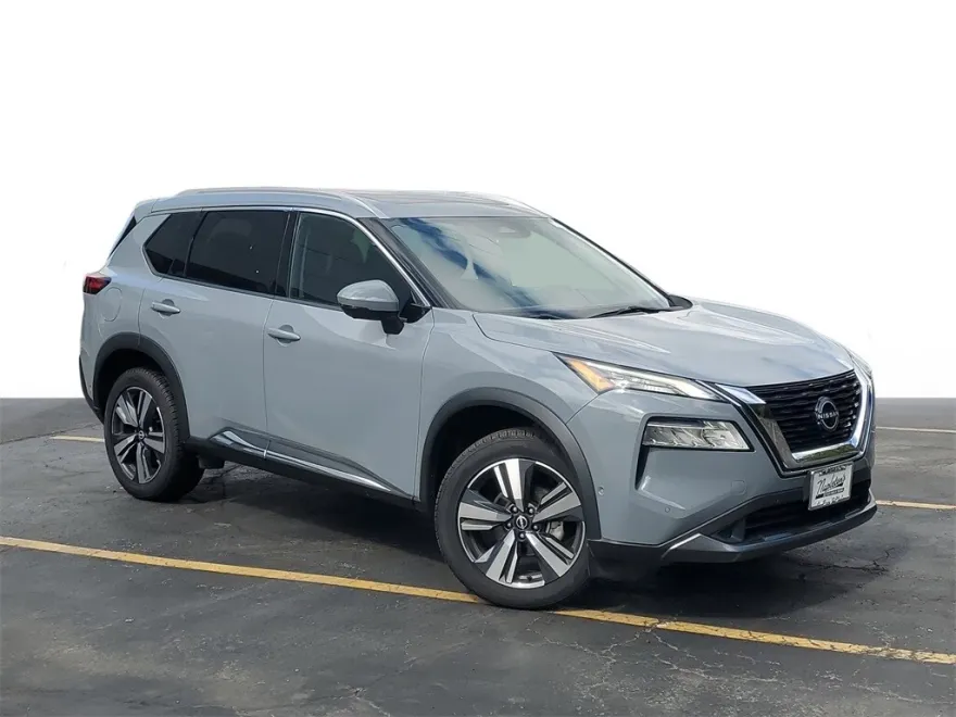 2023 Nissan Rogue SL photo 1