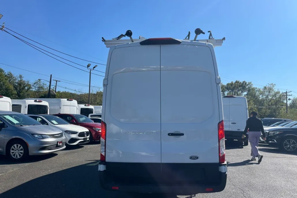 2021 Ford Transit Cargo Van photo 1