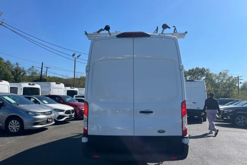 2021 Ford Transit Cargo Van photo 1
