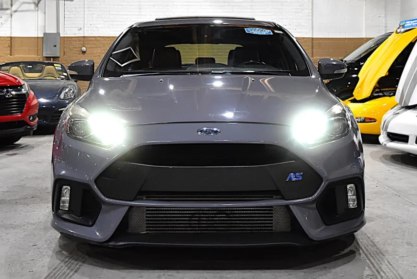 2016 Ford Focus RS photo 1