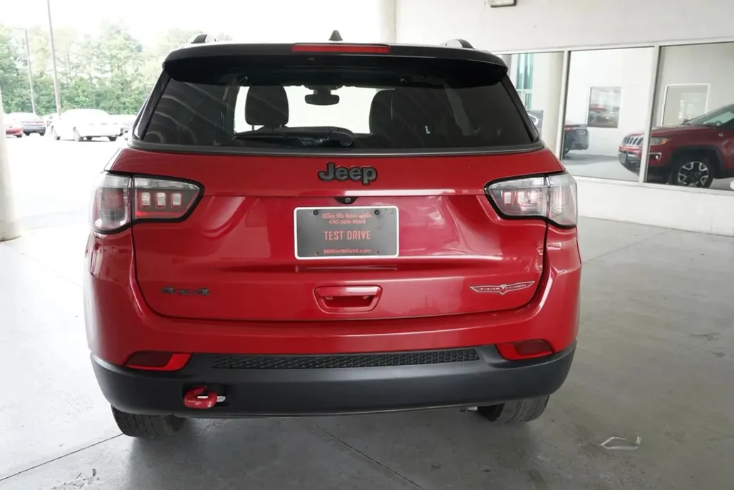 2018 Jeep Compass Trailhawk Sport photo 1
