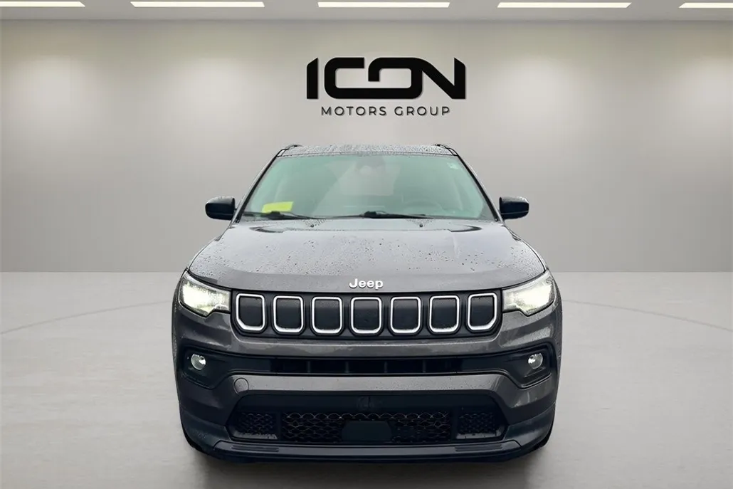 2022 Jeep Compass Latitude Lux Altitude photo 1