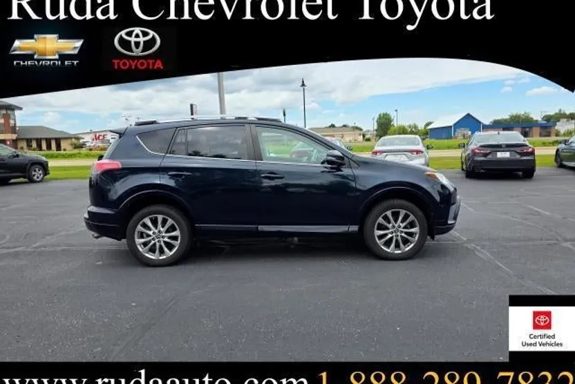 2018 Toyota RAV4 Limited Platinum photo 1