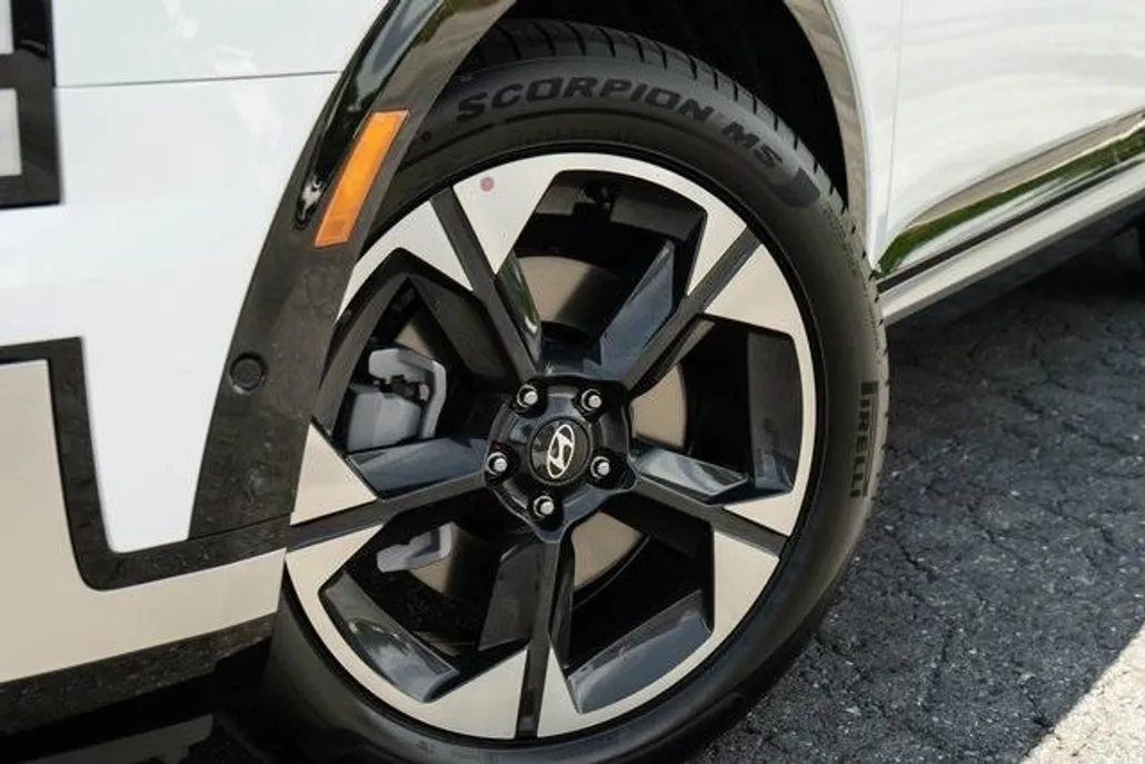 2026 Hyundai Palisade Limited photo 1