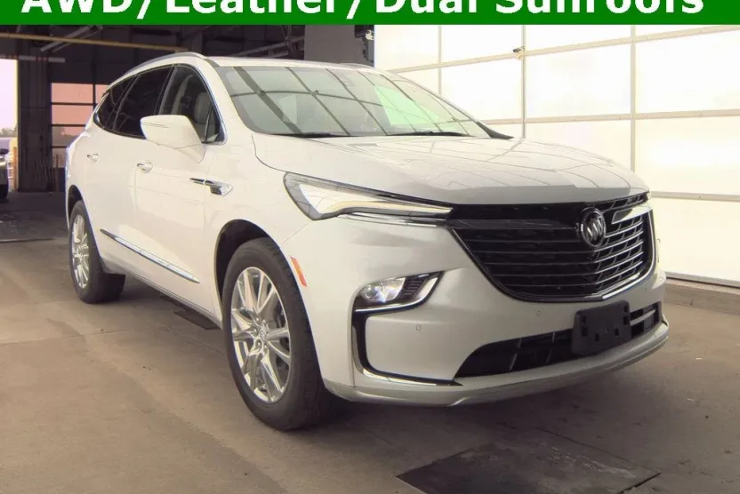 2023 Buick Enclave Premium photo 1