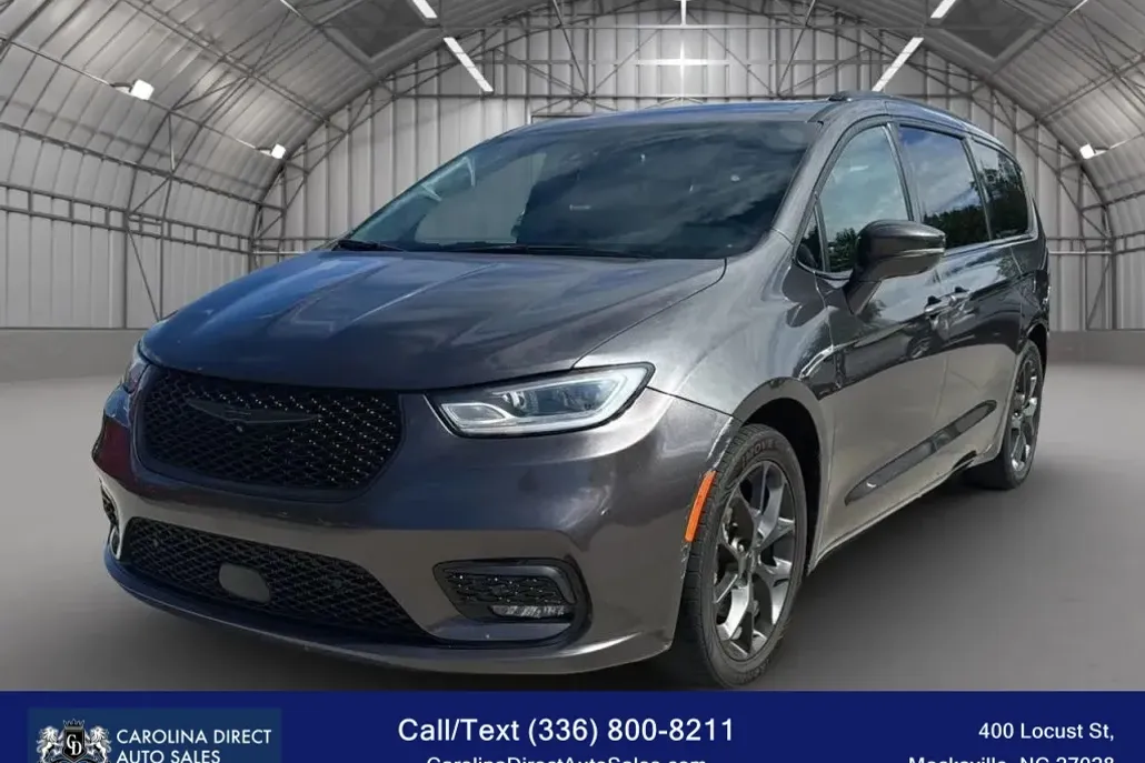 2022 Chrysler Pacifica Limited photo 1