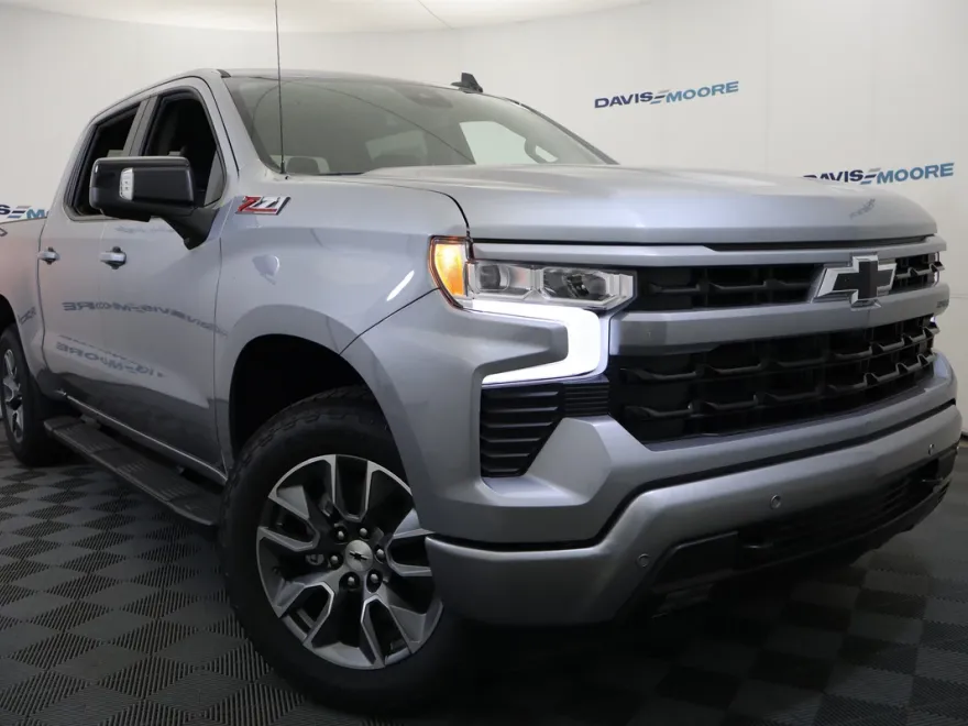 2026 Chevrolet Silverado 1500 RST photo 1