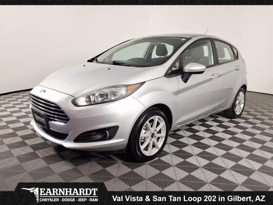 2018 Ford Fiesta SE photo 1