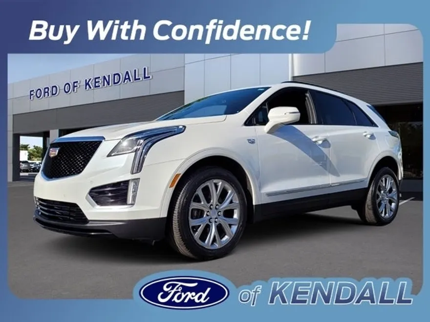 2020 Cadillac XT5 Sport photo 1