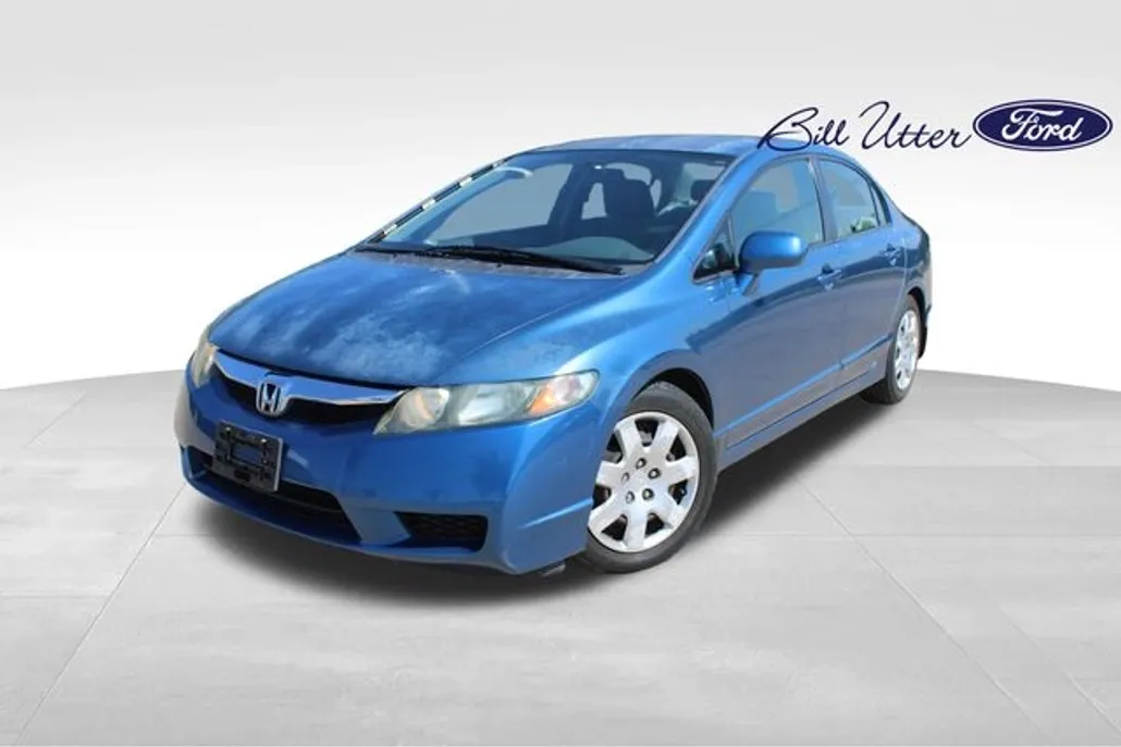 2010 Honda Civic LX photo 1